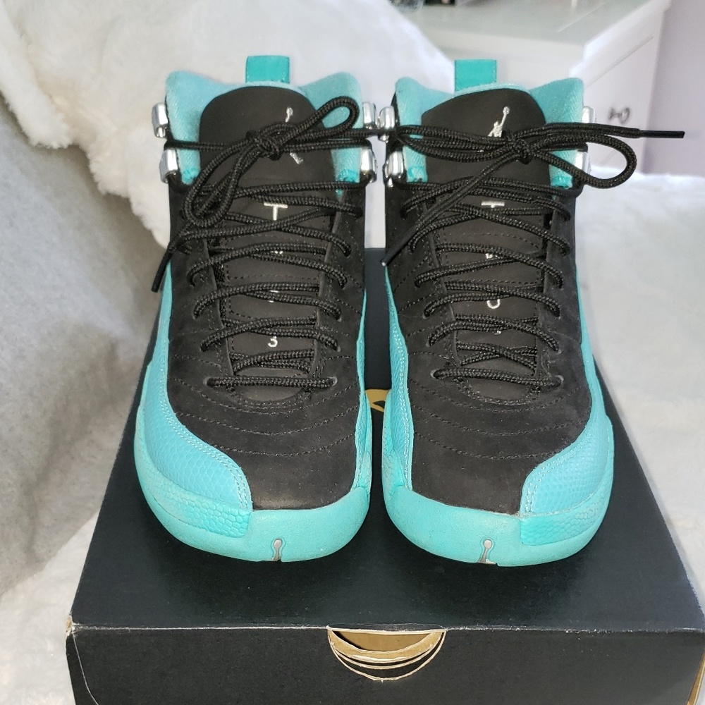 Retro 12 - Picture 2 of 4